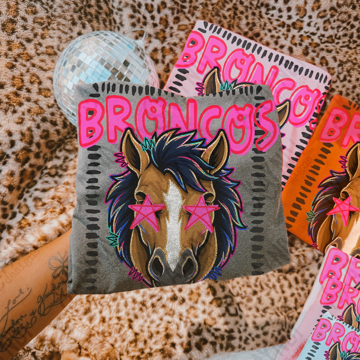Starstruck Broncos 6 Top