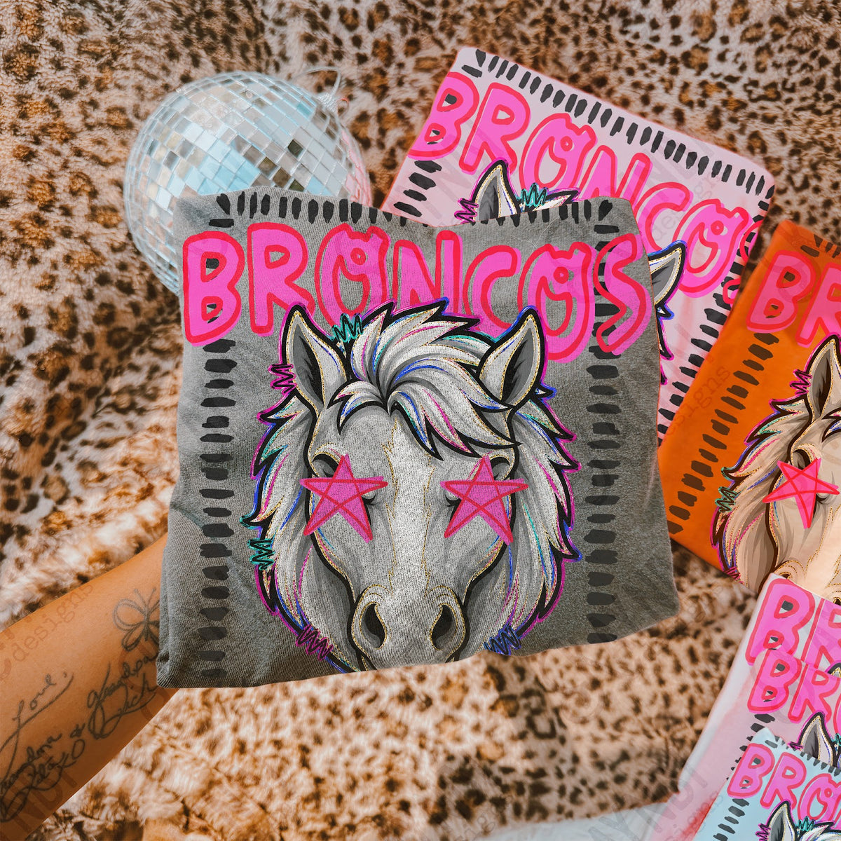 Starstruck Broncos 5 Top