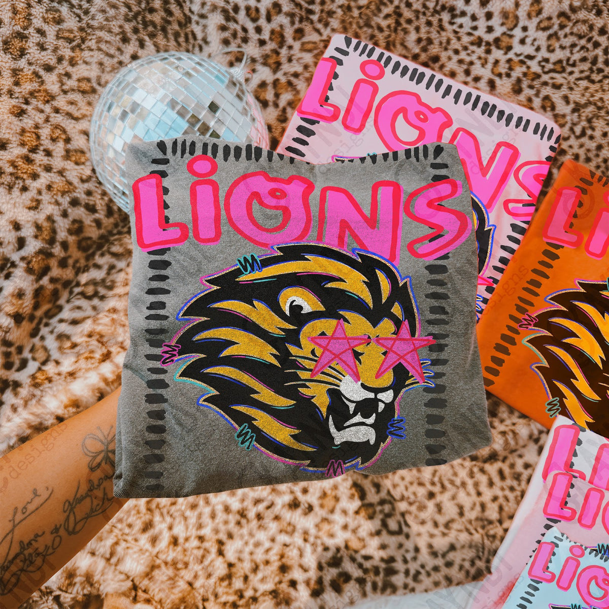 Starstruck Lions 2 Top