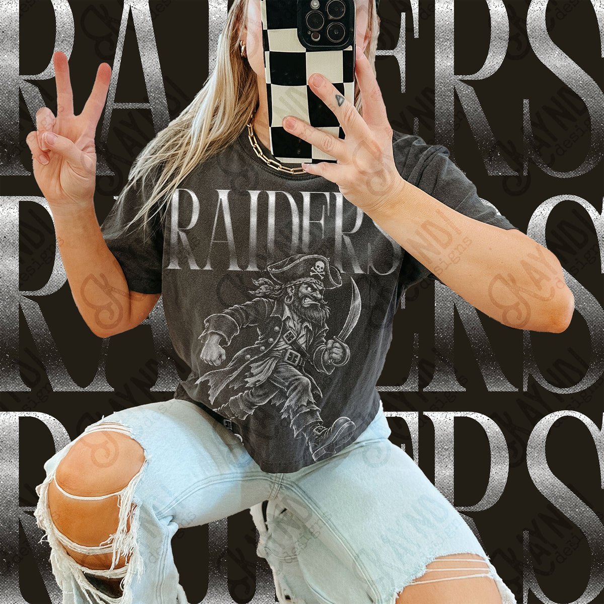 Halftone Raiders 5 Top design mockup