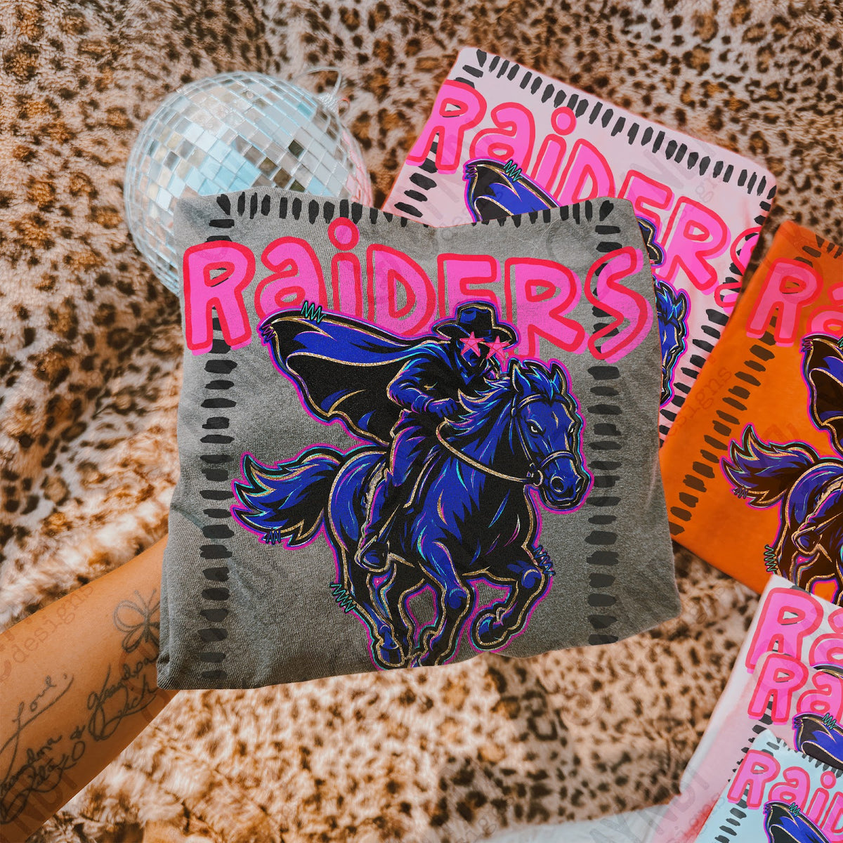 Starstruck Raiders Top