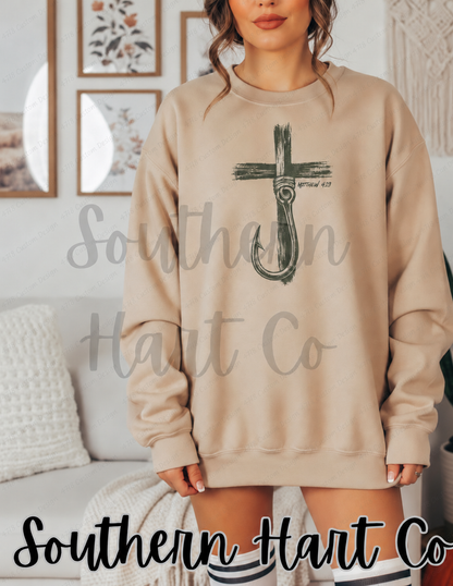 Matthew 4:19 Rustic Fishing Cross Top apparel mockup — 478 Custom Design