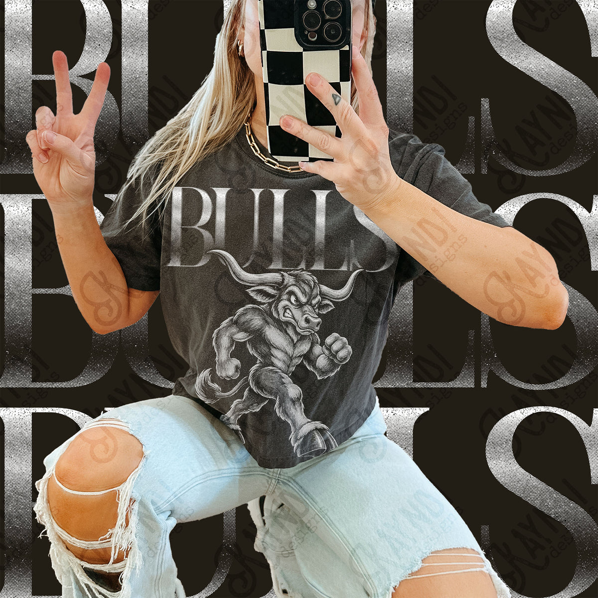 Halftone Bulls Top design mockup