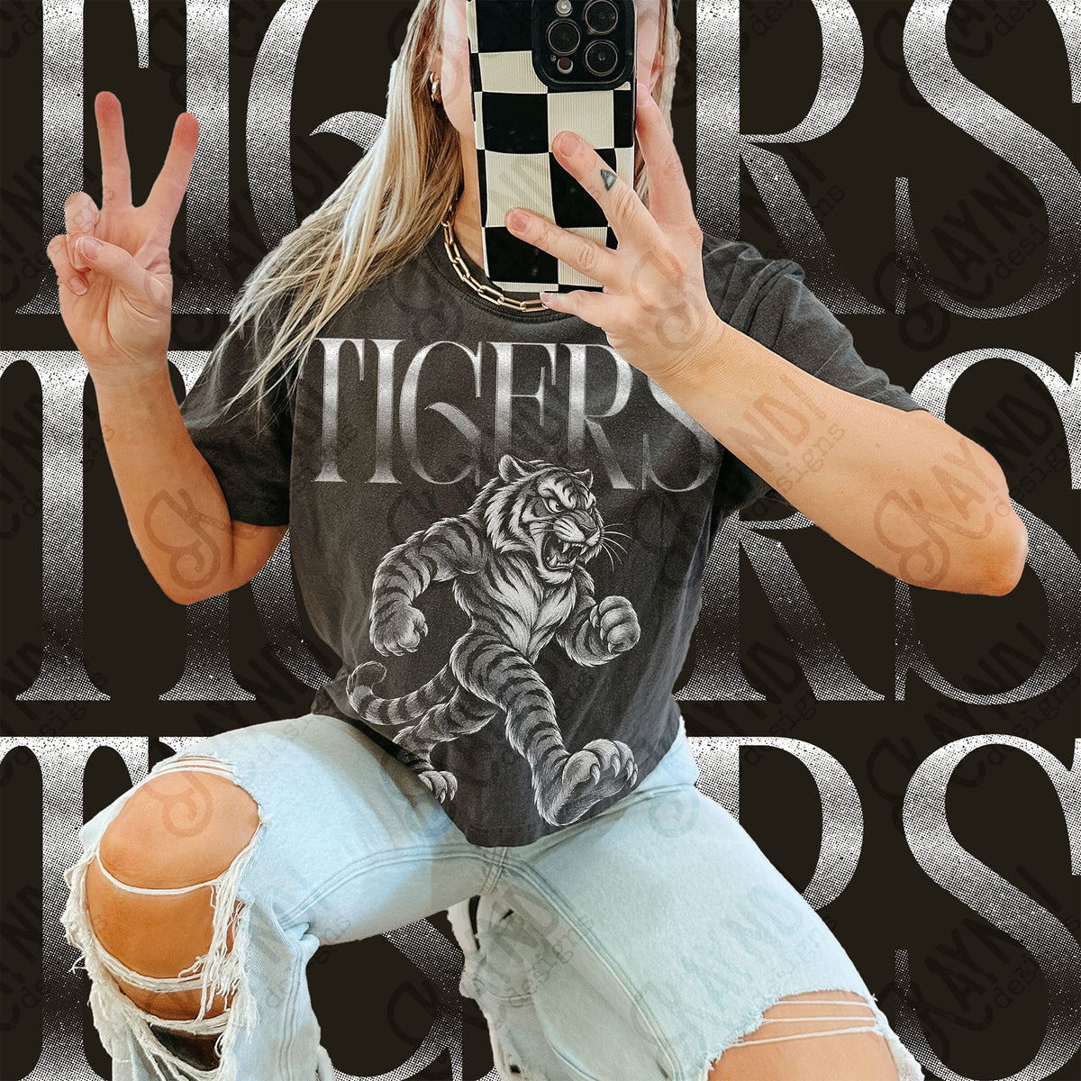 Halftone Tigers Top design mockup